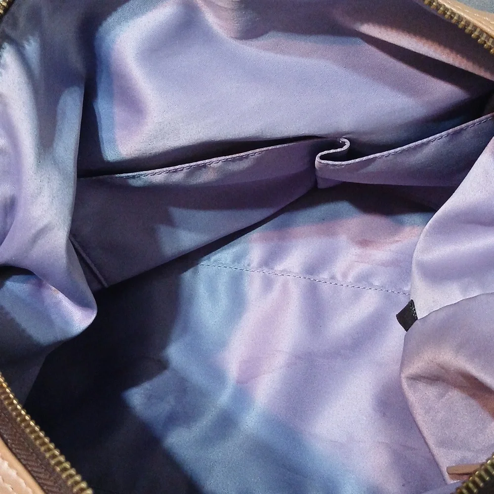 Coach - Picture 12 of 14